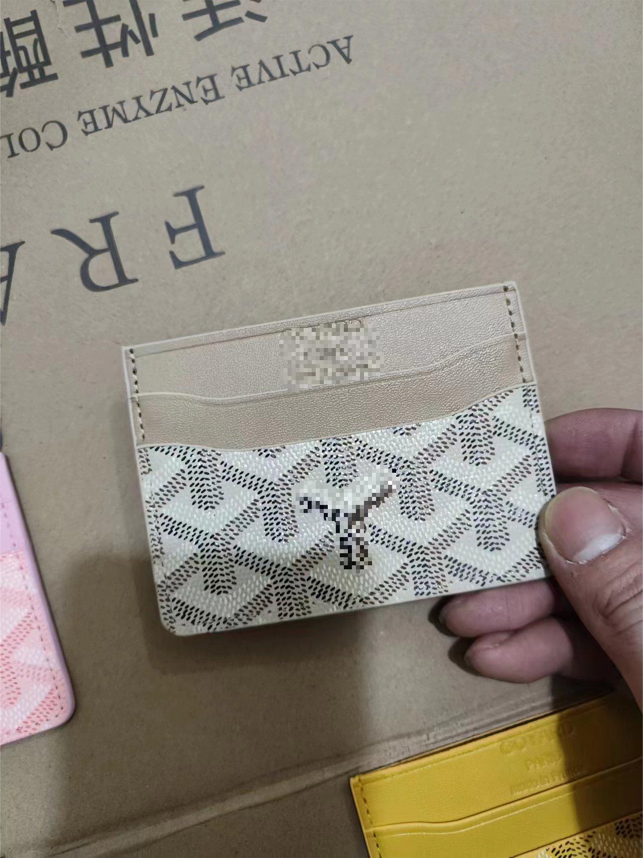 Comfortable Teeth Thin One-piece Antimagnetic Storage Ladies Wallets