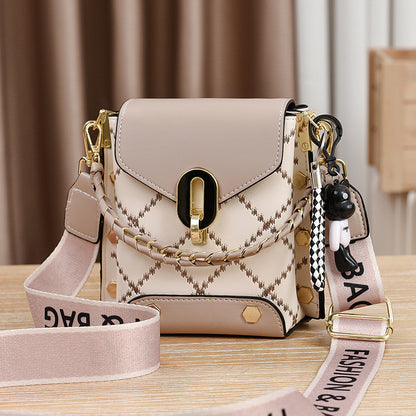 Women's Fashion Embroidery Thread Chain Mini Phone Bags