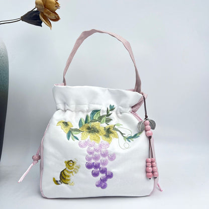 Spring Outing With Embroidered Han Chinese Clothing Antiquity Handbags