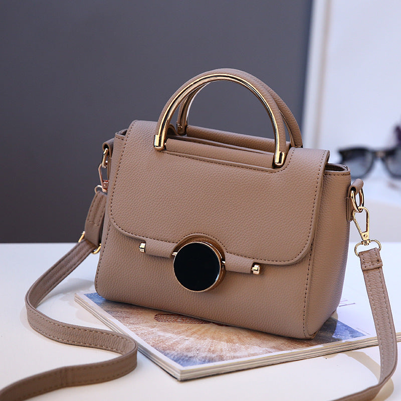 Autumn Fashion Simple Latch Korean Style Shoulder Bags