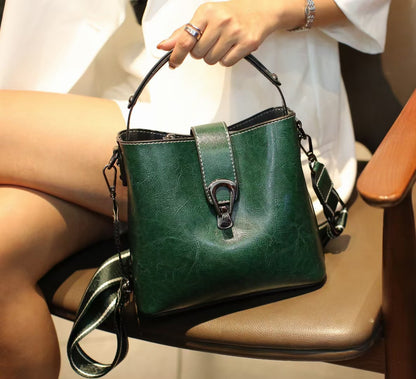 Women's Simple Fashion Oil Wax Leather Handbags