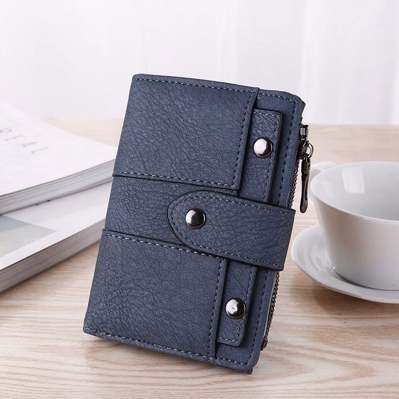 Women's Korean Style Fashionable Rivet Personalized Retro Ladies Wallets