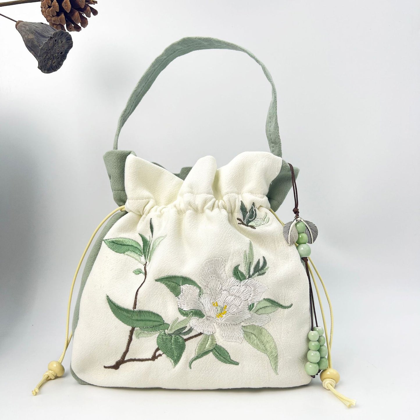 Spring Outing With Embroidered Han Chinese Clothing Antiquity Handbags