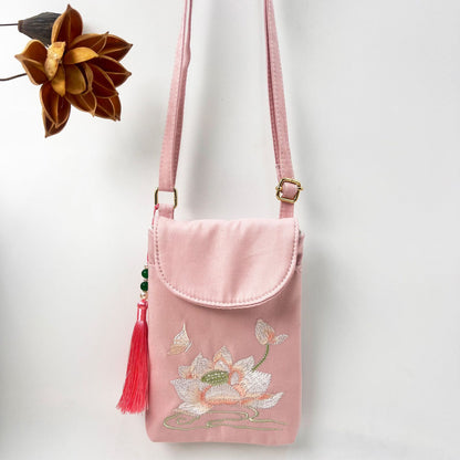 Women's Bright Silk Satin Embroidery Flip Ancient Phone Bags