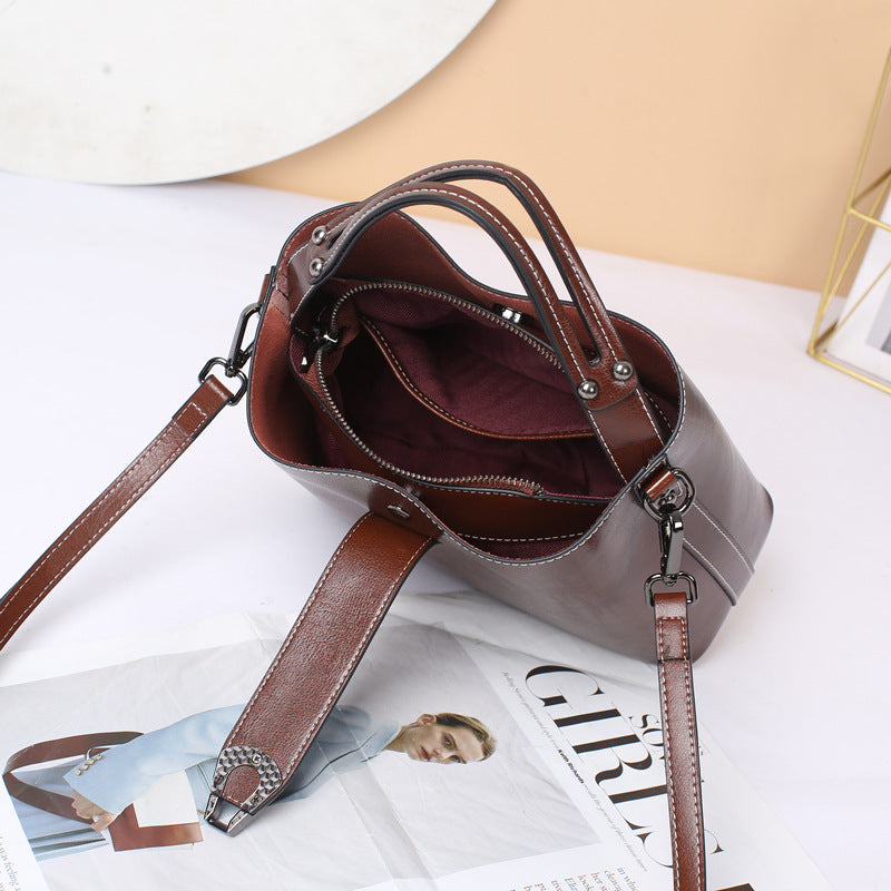 Oil Wax Leather Bucket Simple Large Capacity Crossbody Bags