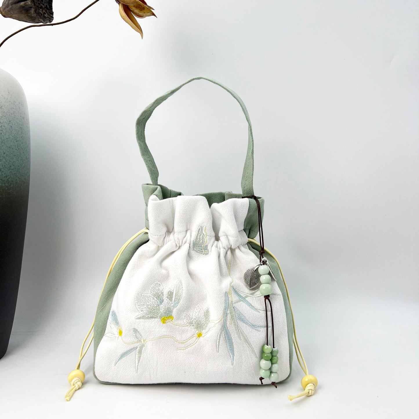 Spring Outing With Embroidered Han Chinese Clothing Antiquity Handbags