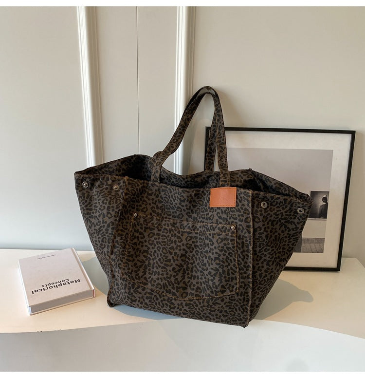 Women's Capacity Leopard Print Fashion Simple Personality Bags