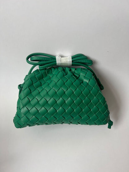 Women's Woven Cloud Retro Simple Dumpling Mini Handbags