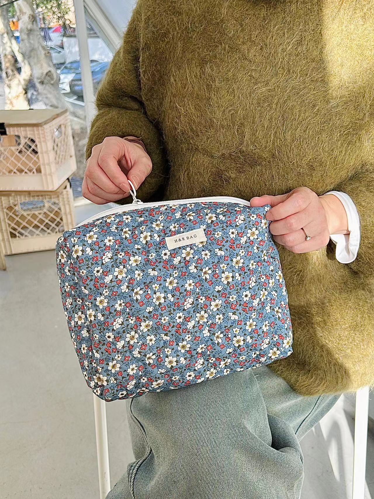 Sacs à main portables de rangement pour cosmétiques en coton matelassé à motifs floraux