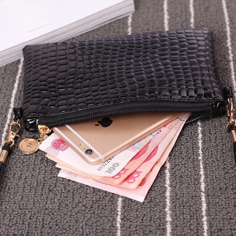 Women's Attractive Fashionable Crocodile Pattern Mobile Crossbody Bags