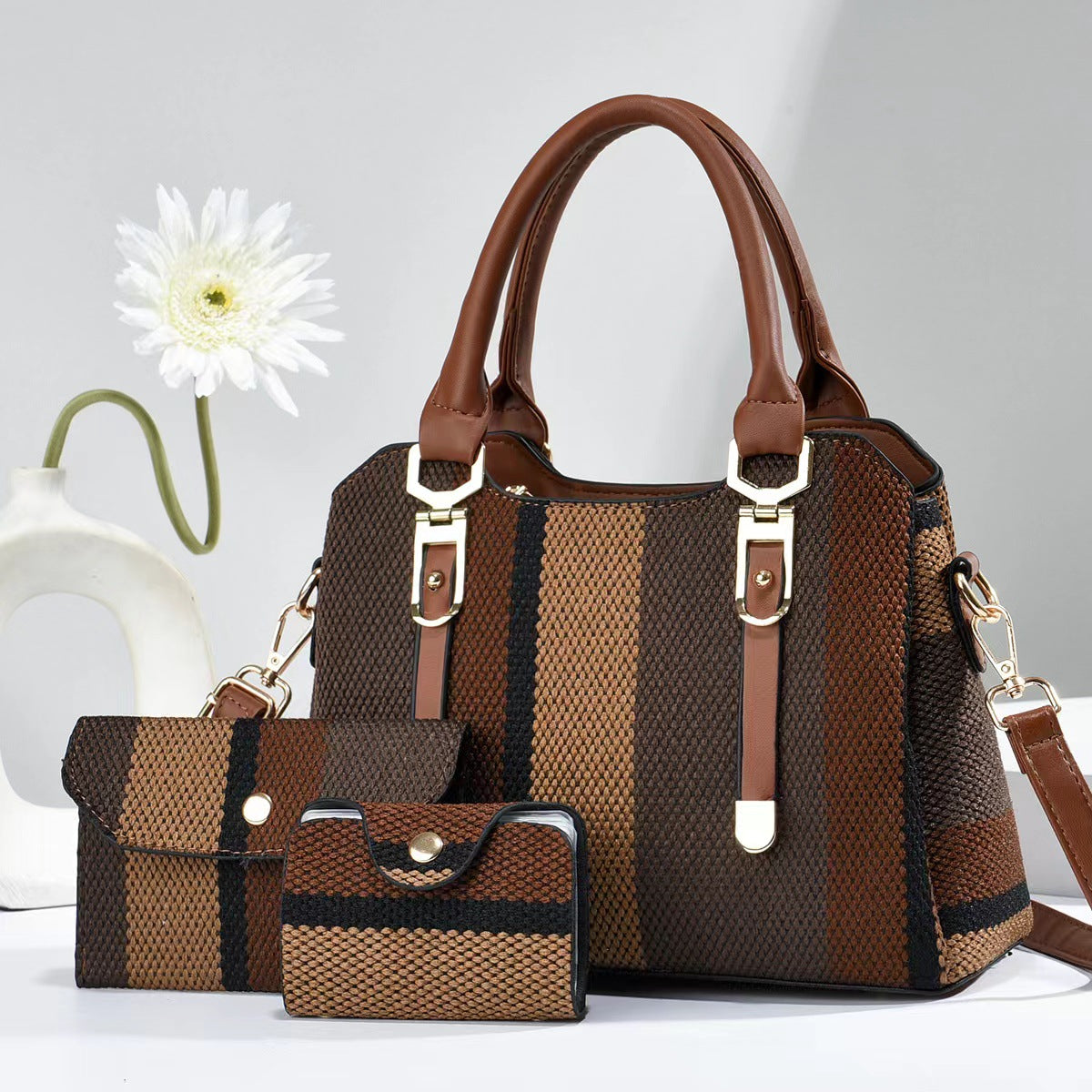 Women's Korean Fashionable Large Lady Temperament Handbags