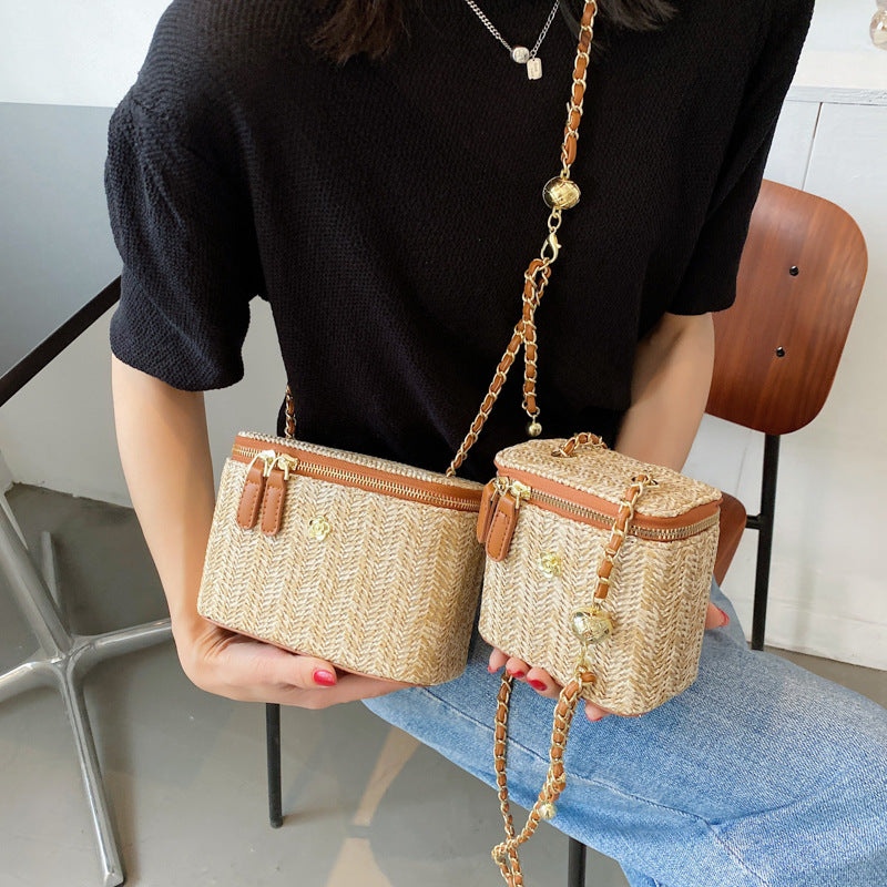 Petits sacs à bandoulière de style bohème avec chaîne carrée