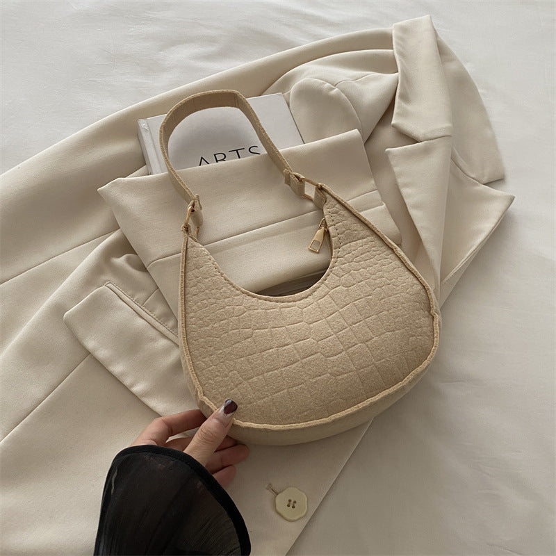 Women's Simple Texture Pouches Autumn Fashion Underarm Shoulder Bags